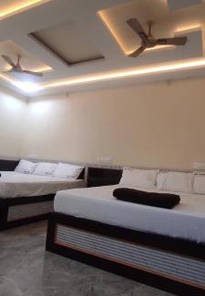 Rameshwaram Hotel | Sri Vasavi Residency