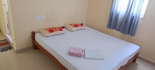 Mahabalipuram Beach House | Sriharul guest house