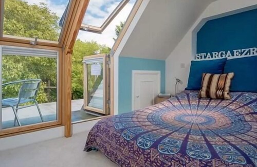 Glastonbury Bed & Breakfast | St Anne's B&B