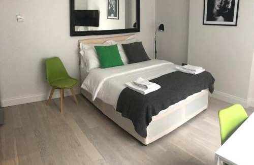 Soho Apartment | St Anne's Court by Indigo Flats