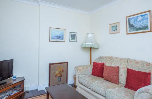 Torquay House | St Anns