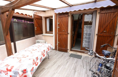 Saint-Cyprien Plage Ski Chalet | St Cyprien beach House with terrace and 2 bikes