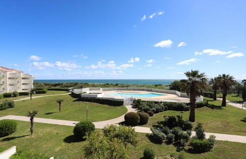 Saint-Cyprien Plage Apartment | St Cyprien superb apartment with sea view and swimming pool for 2/4 people