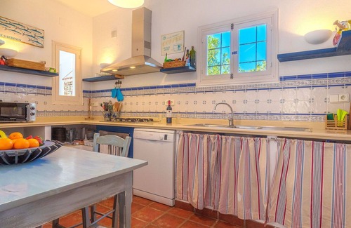 Formentera Villa | Stunning private villa for 10 people with WIFI, private pool, A/C, TV and patio