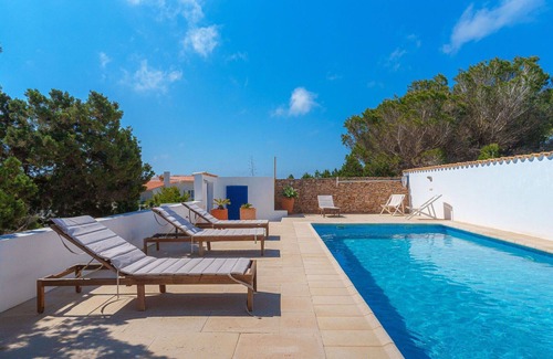 Formentera Villa | Stunning private villa for 10 people with WIFI, private pool, A/C, TV and patio