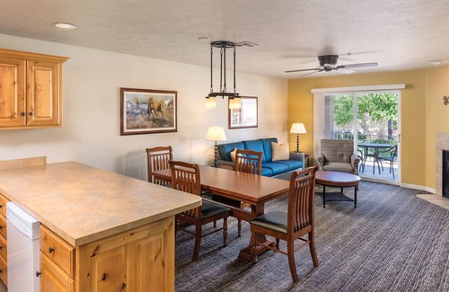 St. George Resort | St. George Resort 2bdr Queen