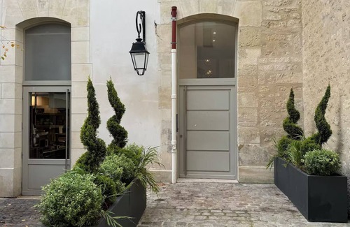 Saint-Thomas-d'Aquin Apartment | St-Germain Loft on Rue du Bac,Heart of the Beaupassage Passage