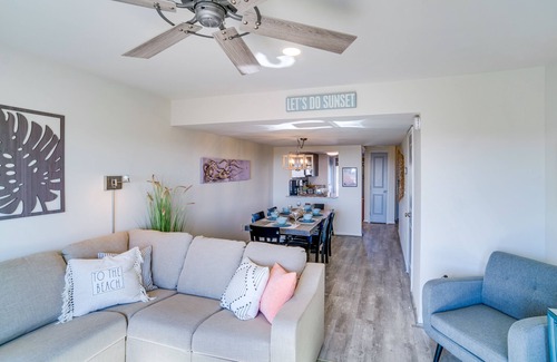 Oceanmarsh Subdivision Condo | St Helena Island Vacation Rental: Walk to Beach!