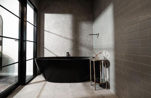 Wagga Wagga Hotel | St Hugh Hotel Wagga Wagga
