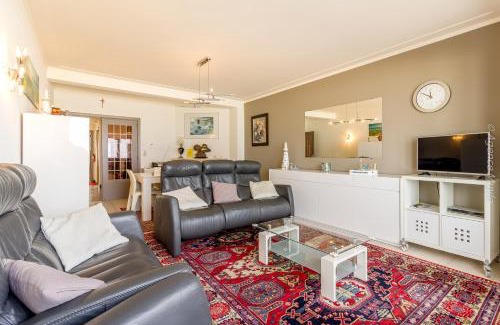 Westende Apartment | St. James 0301