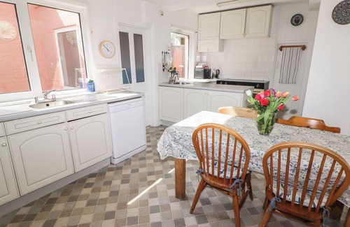 St Brides House | ST JUSTINIANS, pet friendly, character holiday cottage in St Davids