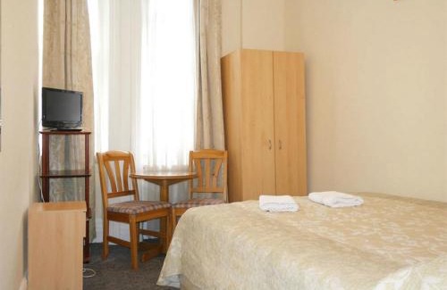 Courtfield Hotel | St Simeon
