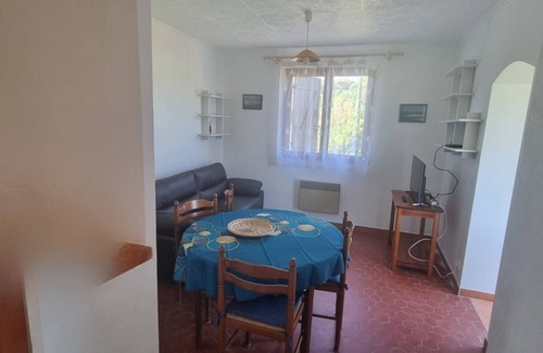 Cote d'Azur- French Riviera Apartment | ST-TROPEZ - Beautiful apartment for 4 between beach and village
