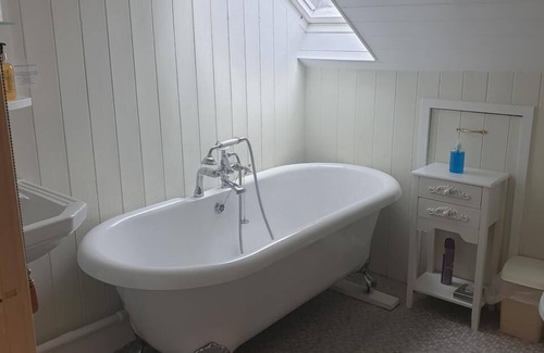 Lynton Bed & Breakfast | St Vincent Guest House