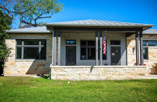 Fredericksburg House | Sta-Haus | Wonderful Location