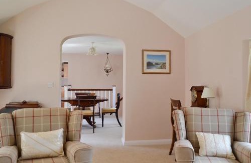 Littlehampton House | Stable Cottage