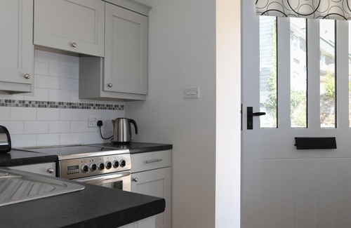 Kingsbridge Cottage | STABLE END COTTAGE, family friendly, with a garden in Malborough
