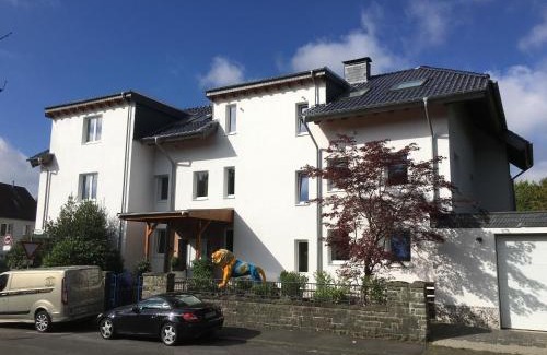 Remscheid Apartment | Stadtvilla Intzeplatz - Apartment Norderney