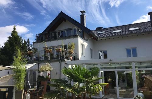 Remscheid Apartment | Stadtvilla Intzeplatz - Apartment Norderney