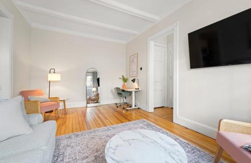 Saratoga Springs Apartment | Stained Glass Retreat by Saratoga Stays