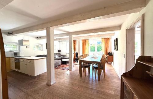Oldsum House | Stallteil