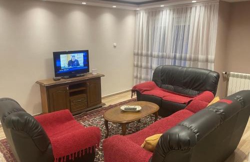 Sumadija Hotel | Stan na dan KM