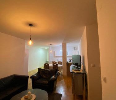 Pozarevac Apartment | Stan na dan Maxa&Bilja