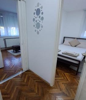 Cukarica Apartment | Stan na dan SISTERS
