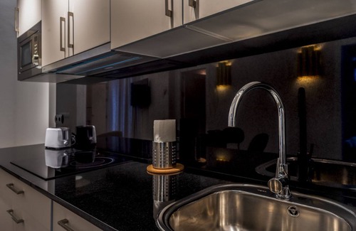 Alfalfa Apartment | Standard 2 bedroom ground floor apartment.