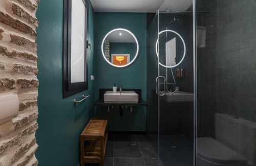 Alfalfa Apartment | Standard 2 bedroom ground floor apartment.