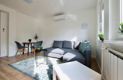 Terezvaros Apartment | Standard Apartment by Hi5 - Dessewffy 37 suites