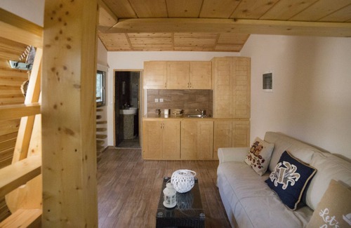 Ikaria House | Standard Quadruple Room Platanos by Captain Ikaros