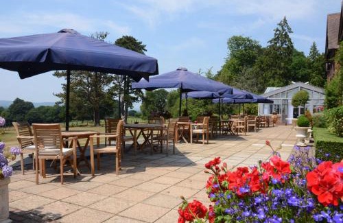 Horley Hotel | Stanhill Court Hotel, a member of Radisson Individuals