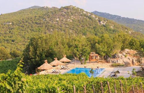 Ljubuski Villa | Stanic Estate