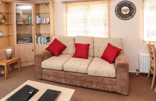 Cockermouth Cottage | STANLEY'S SANCTUARY, pet friendly, with a garden in Cockermouth