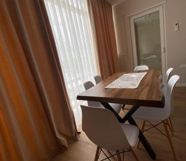 Ishem Apartment | Star Apartament Gjiri lalzit, Lura 2