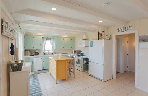 York Beach Cottage | Star Of The Sea! Charming 3-bedroom cottage in York!