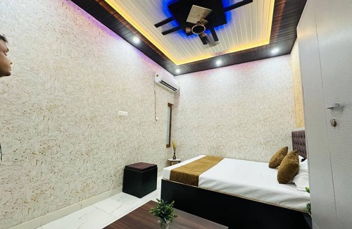 Varanasi Hotel | Star Residency