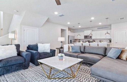 Loughman House | Star Wars Frozen and Harry Potter Themed Villa with Private Pool Near Disney