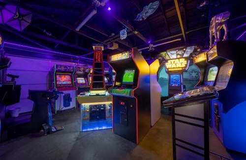 Southwest Anaheim House | Star Wars: Heated Pool/Spa, Theater, Arcade