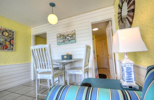 Panama City Beach Apartment | Starfish Villa