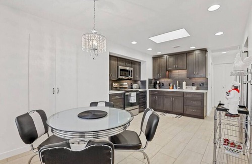 Sedona Villa | Stargazer’s Inn, Red Rock Views! 1 mi. to Uptown
