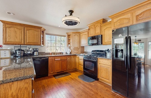 Mountain View Estates House | Stargazing, Sunrise, Sunset and Skiing