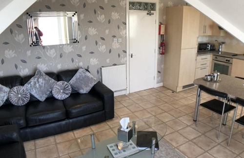 Bispham Apartment | Starlight Penthouse - The Beach House *Accredited*