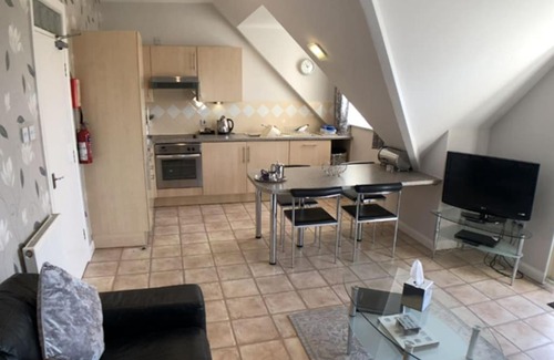 Bispham Apartment | Starlight Penthouse - The Beach House *Accredited*