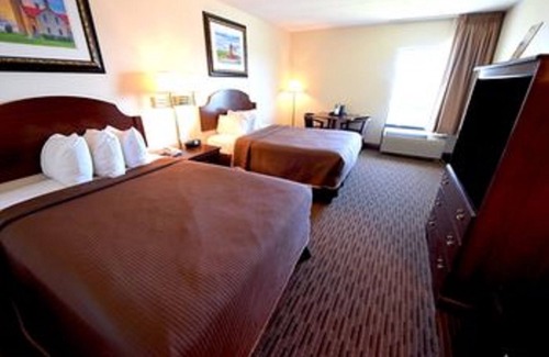 Mackinaw City Hotel | Starlite Budget Inn