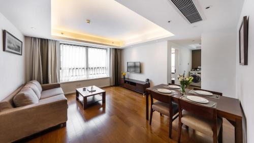 Jing'an Apartment | Starr Hotel Shanghai (Shanghai Railway Station)