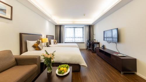 Jing'an Apartment | Starr Hotel Shanghai (Shanghai Railway Station)