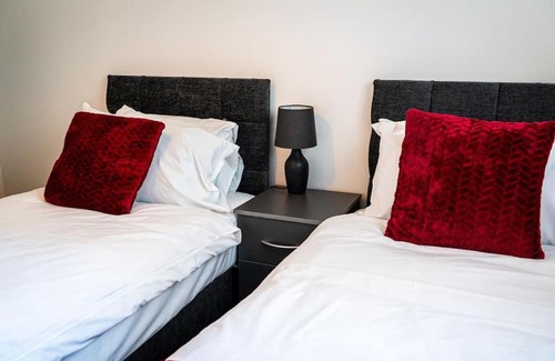 Ipswich Apartment | Starview Apartment-Key Street