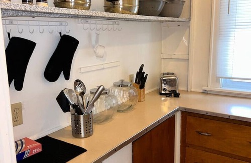 West Allis House | State Fair-West Allis minutes to downtown